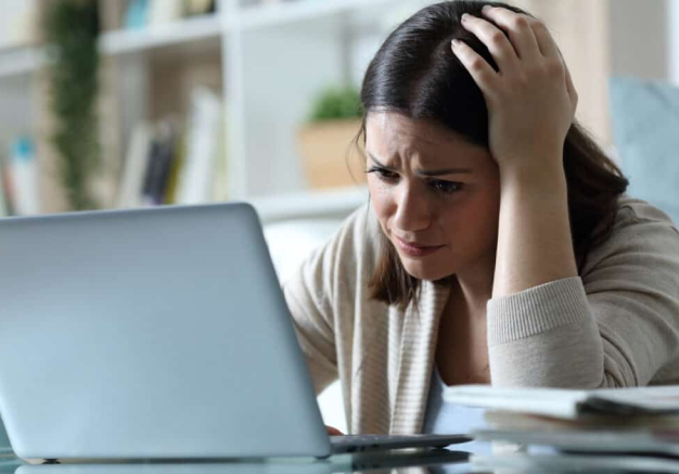 angry-business-woman-throwing-paperwork-documents-stress-frustrated-404-laptop-glitch-office-entrepreneur-screaming-anger-with-internet-problem-burnout-crisis-tax-audit-mistake_590464-84949 1